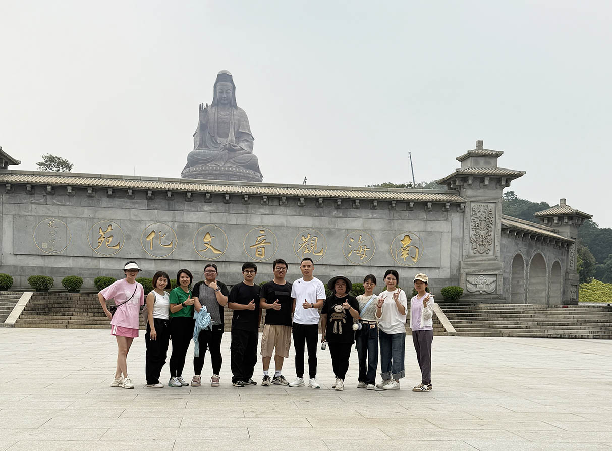 Team building empresarial: el placer de escalar la montaña juntos