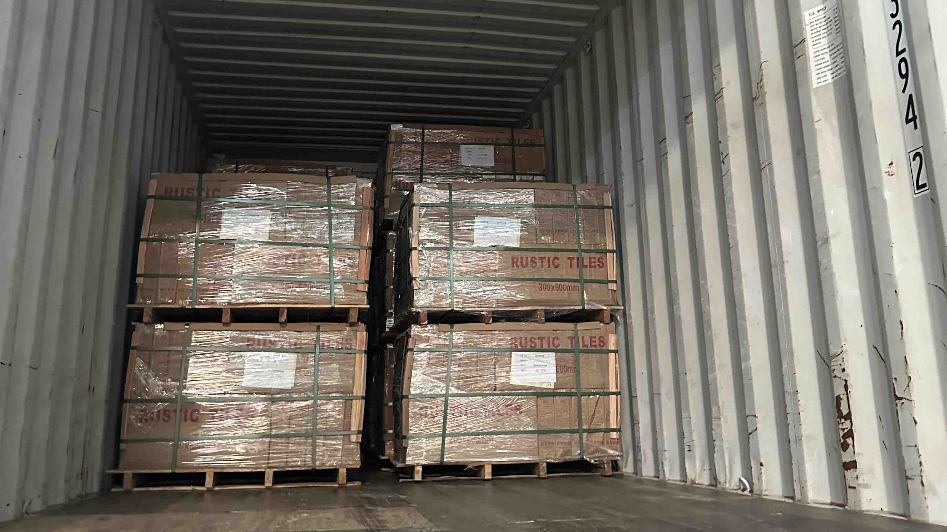 Ceramic tile container loading